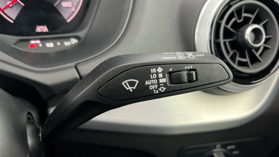 Used Audi Q2 2025 for sale - 76593660: Photo 32