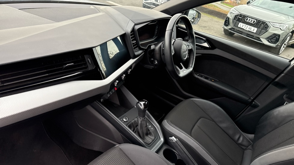 Used Audi A1 2021 for sale - 76466474: Photo 2