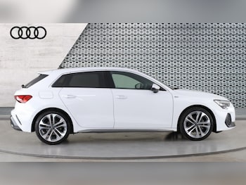 Used Audi A3 2025 for sale - 76652700: Photo