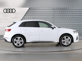 Used Audi Q3 2025 for sale - 76652683: Photo