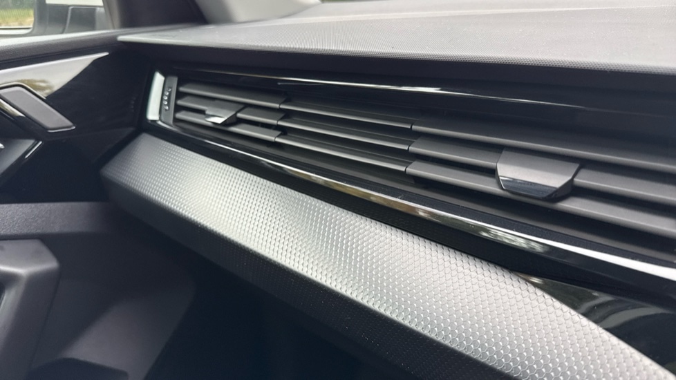 Used Audi A1 2023 for sale - 76851217: Photo 41