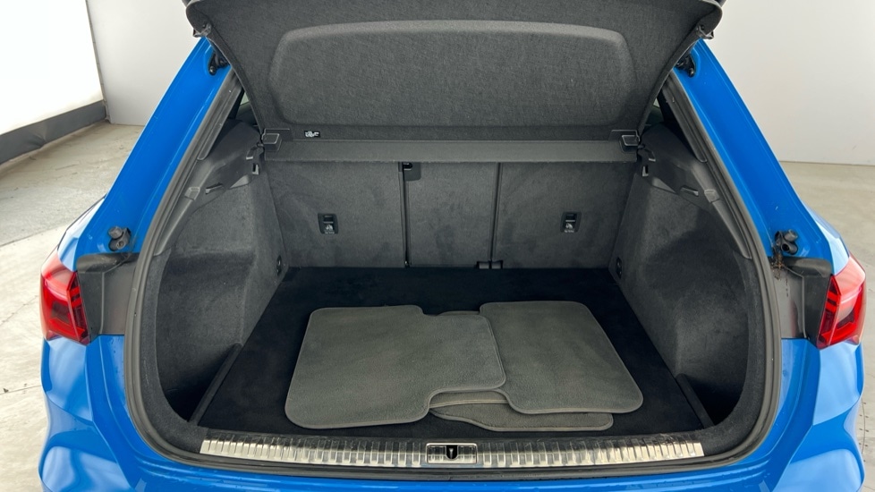 Used Audi RS Q3 2020 for sale - 76609615: Photo 18