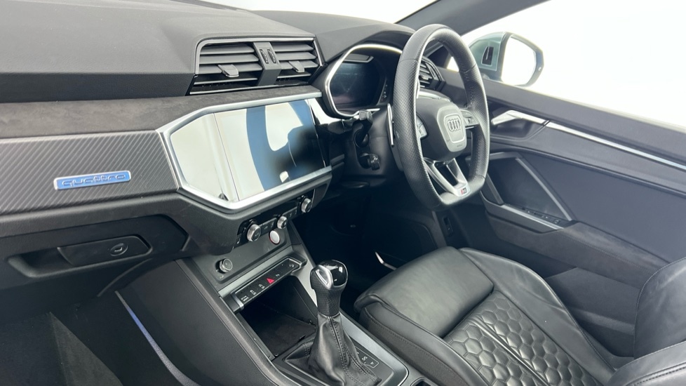 Used Audi RS Q3 2020 for sale - 76609615: Photo 2