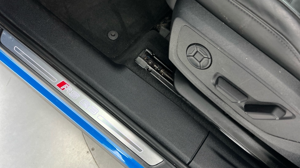Used Audi RS Q3 2020 for sale - 76609615: Photo 39