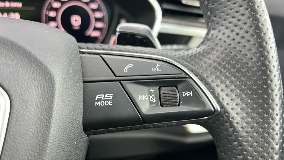 Used Audi RS Q3 2020 for sale - 76609615: Photo 42