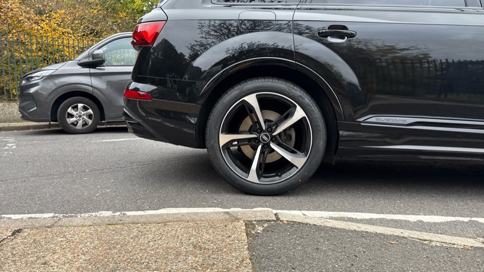 Used Audi Q7 2021 for sale - 76540052: Photo 21