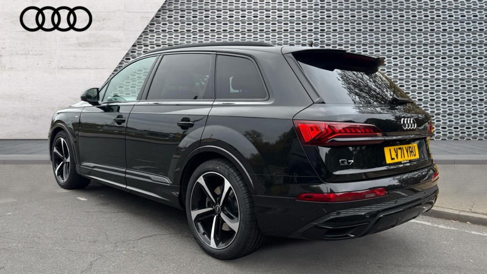 Used Audi Q7 2021 for sale - 76540052: Photo 3