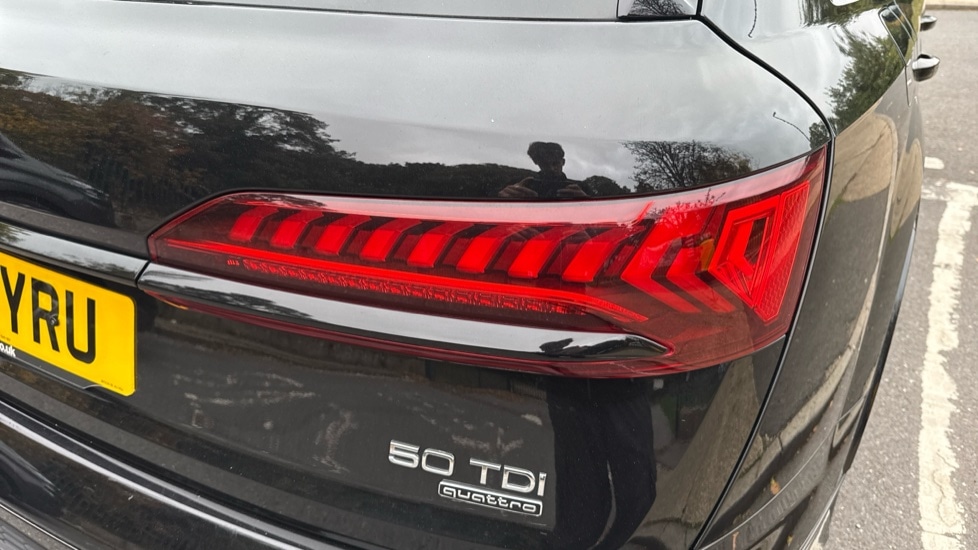 Used Audi Q7 2021 for sale - 76540052: Photo 33