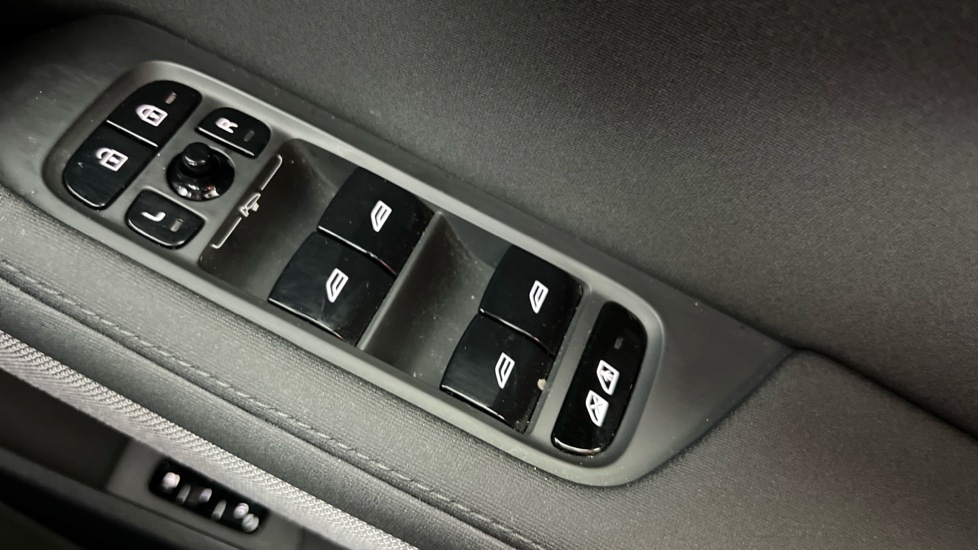 Used Polestar Polestar 2 2021 for sale - 76154637: Photo 32
