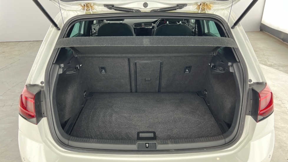 Used Volkswagen Golf 2019 for sale - 76796407: Photo 15