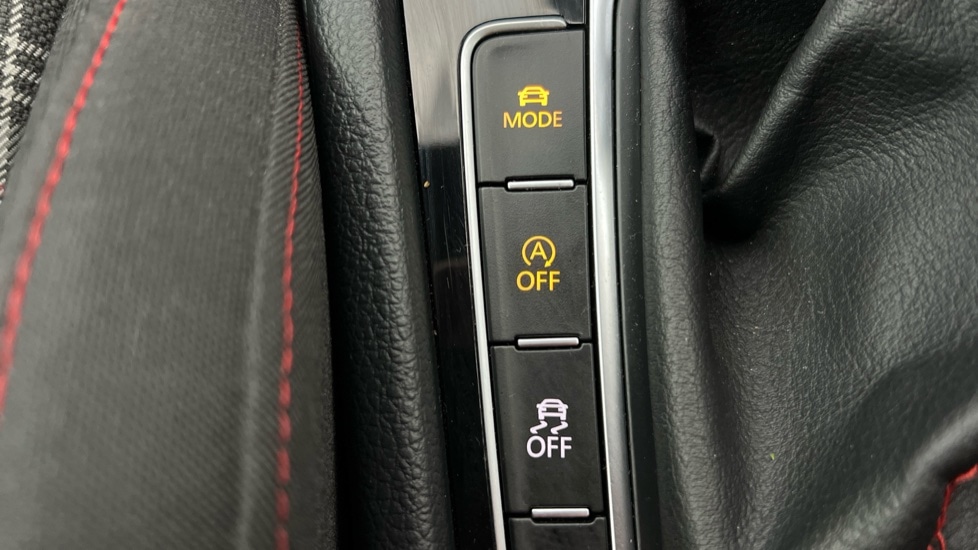 Used Volkswagen Golf 2019 for sale - 76796407: Photo 42