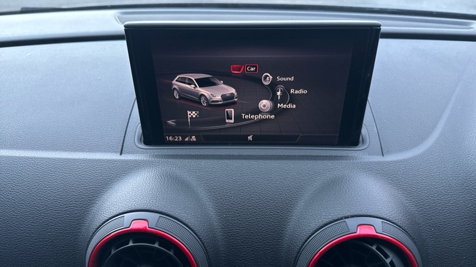 Used Audi RS3 2018 for sale - 76615368: Photo 13