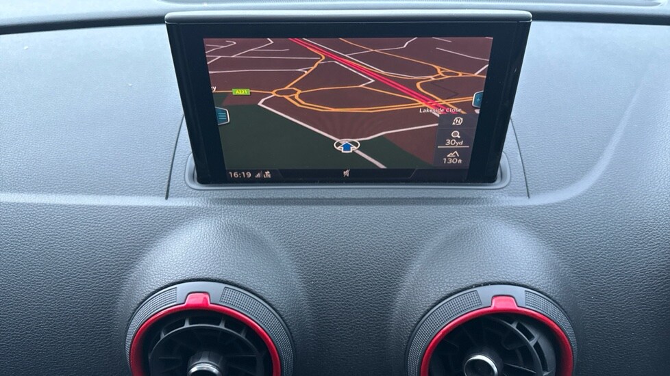 Used Audi RS3 2018 for sale - 76615368: Photo 25