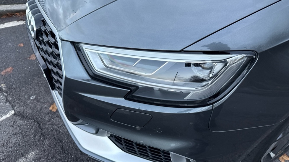 Used Audi RS3 2018 for sale - 76615368: Photo 34