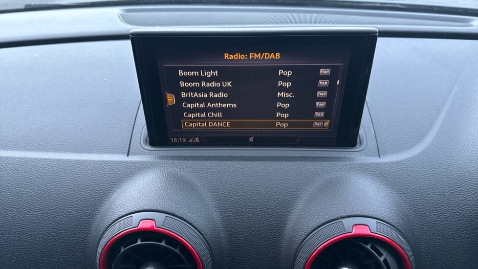 Used Audi RS3 2018 for sale - 76615368: Photo 37