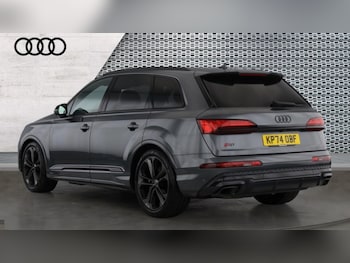 Used Audi Q7 2024 for sale - 76420555: Photo