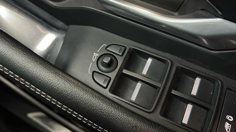 Used Jaguar E-Pace 2021 for sale - 76856417: Photo 36