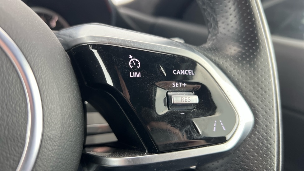 Used Jaguar E-Pace 2021 for sale - 76856417: Photo 41