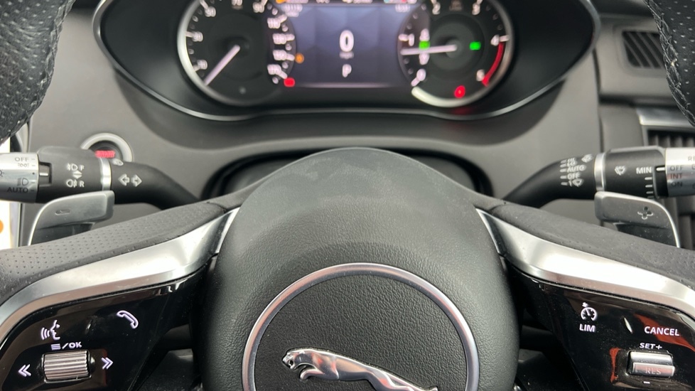 Used Jaguar E-Pace 2021 for sale - 76856417: Photo 42