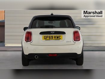 Used MINI Hatch 2019 for sale - 76580210: Photo