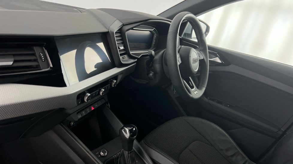 Used Audi A1 2022 for sale - 76501247: Photo 2