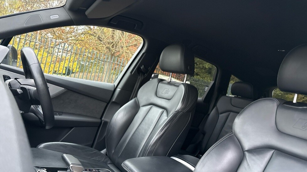 Used Audi Q7 2022 for sale - 76203863: Photo 17