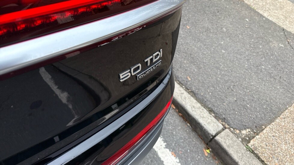 Used Audi Q7 2022 for sale - 76203863: Photo 40