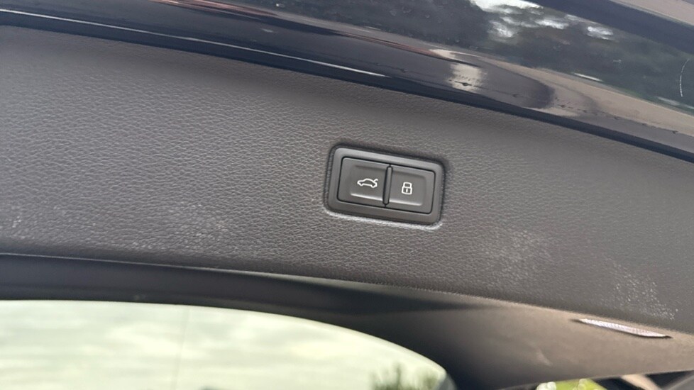 Used Audi Q7 2022 for sale - 76203863: Photo 43