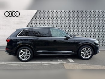 Used Audi Q7 2022 for sale - 76203863: Photo