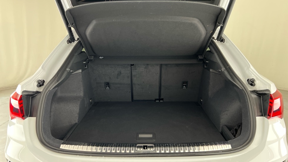 Used Audi Q3 2024 for sale - 76438035: Photo 18