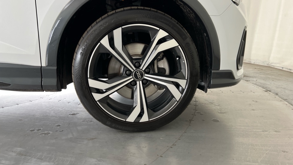 Used Audi Q3 2024 for sale - 76438035: Photo 5