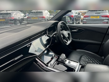 Used Audi Q8 2023 for sale - 75636675: Photo