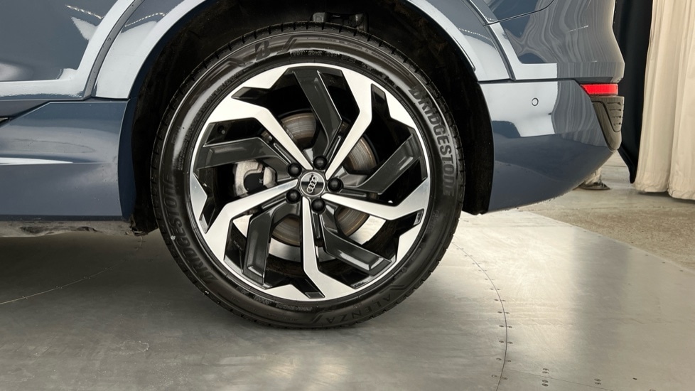 Used Audi Q8 2024 for sale - 76180207: Photo 22