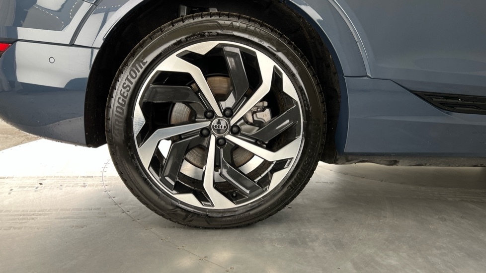 Used Audi Q8 2024 for sale - 76180207: Photo 23
