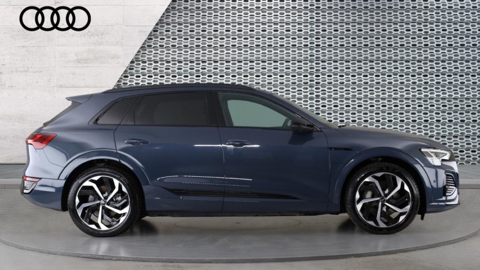 Used Audi Q8 2024 for sale - 76180207: Photo 4