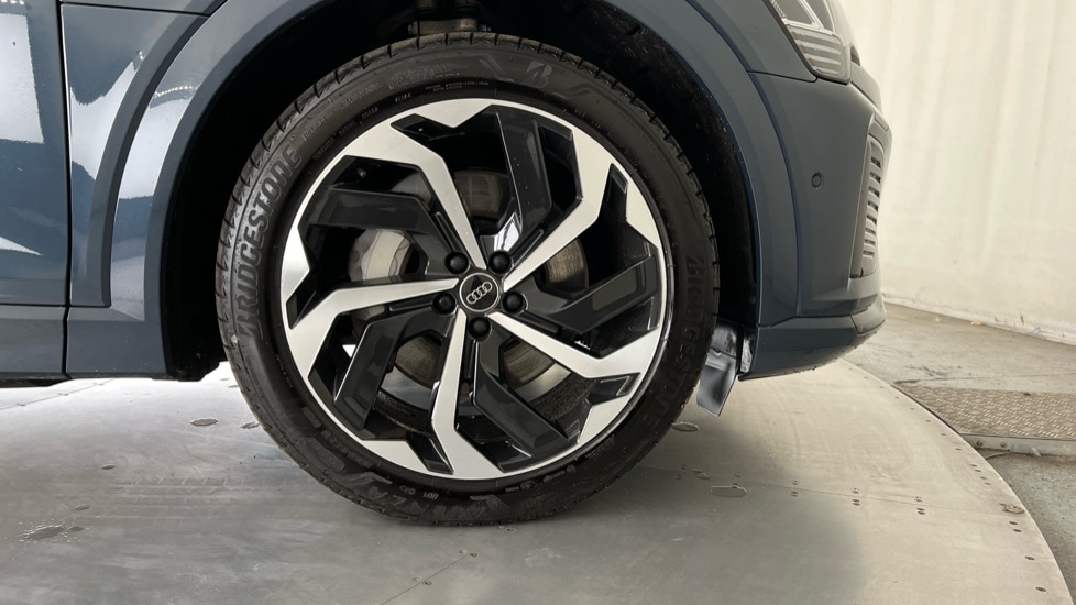Used Audi Q8 2024 for sale - 76180207: Photo 5