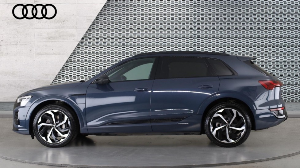 Used Audi Q8 2024 for sale - 76180207: Photo 9