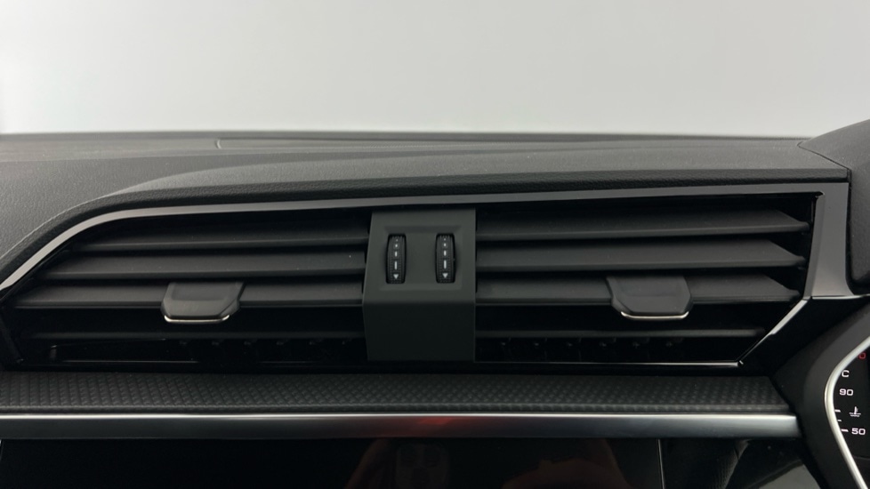 Used Audi Q3 2025 for sale - 76872027: Photo 16