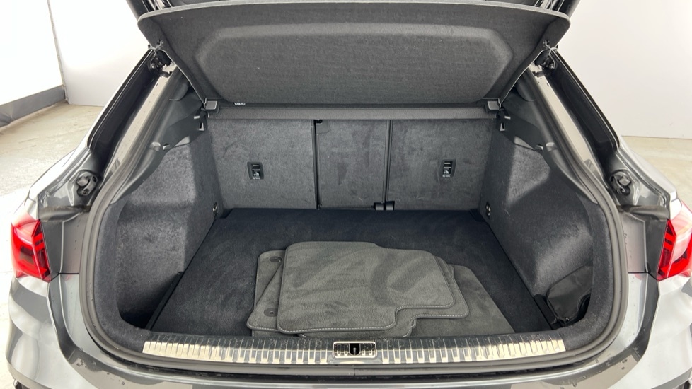 Used Audi Q3 2025 for sale - 76872027: Photo 18