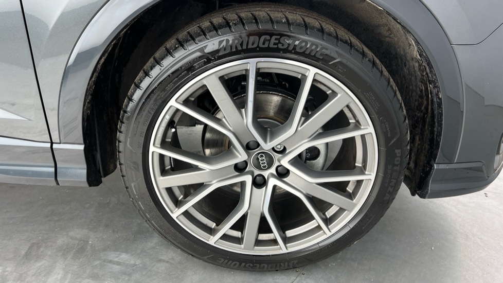 Used Audi Q3 2025 for sale - 76872027: Photo 5