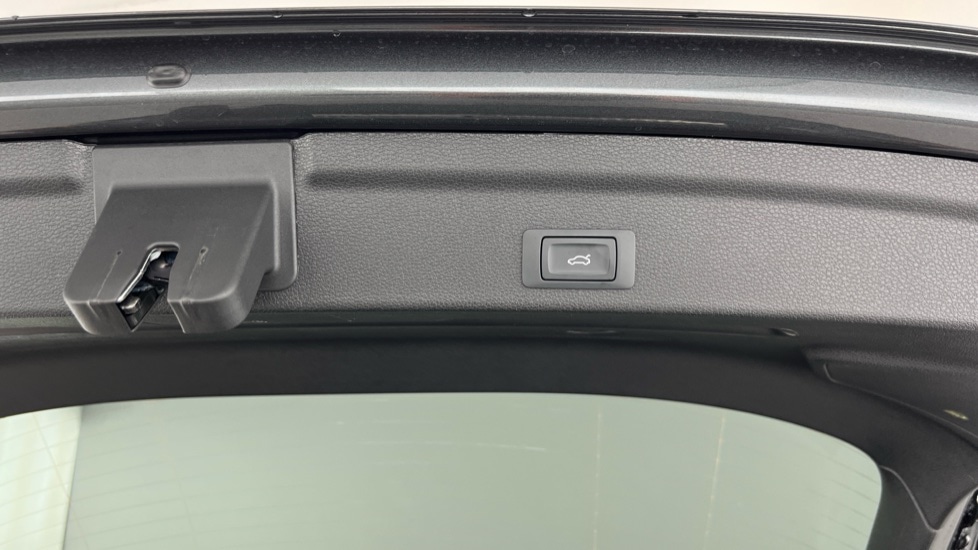 Used Audi Q3 2025 for sale - 76872027: Photo 59