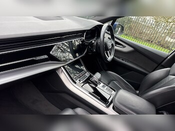 Used Audi Q7 2022 for sale - 77013034: Photo