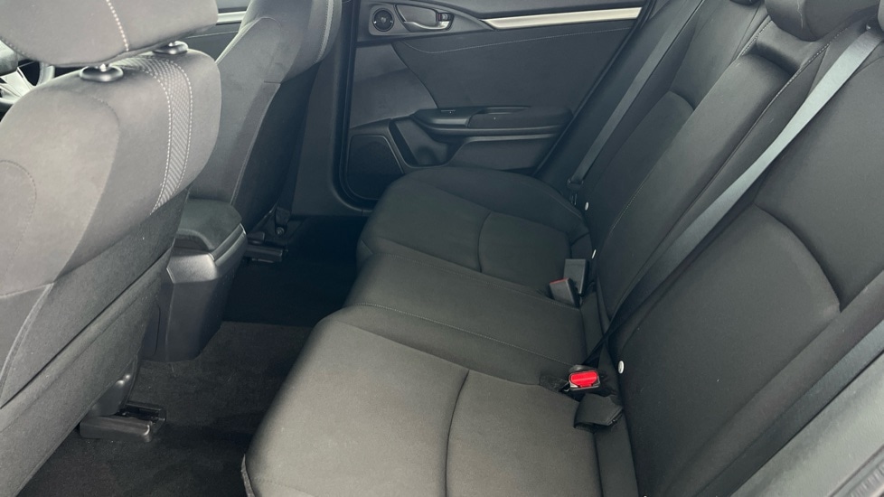 Used Honda Civic 2021 for sale - 76533726: Photo 14