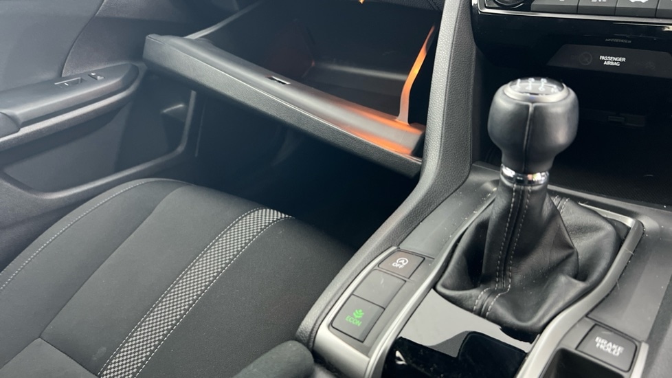 Used Honda Civic 2021 for sale - 76533726: Photo 29