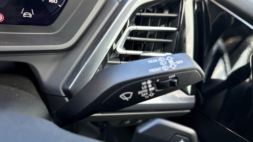 Used Audi Q4 e-tron 2024 for sale - 76168547: Photo 30