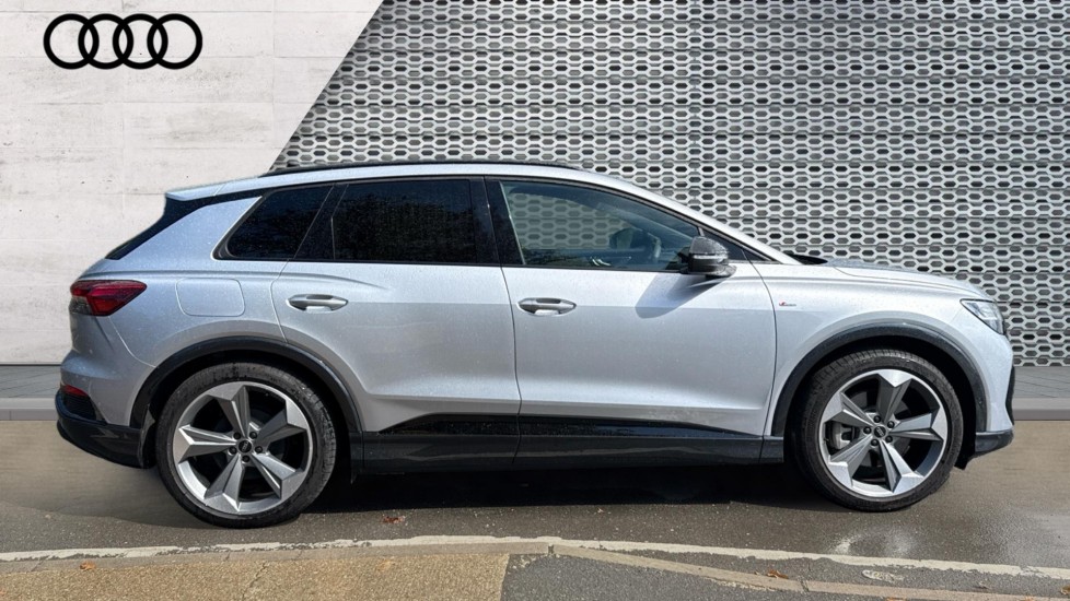 Used Audi Q4 e-tron 2024 for sale - 76168547: Photo 4