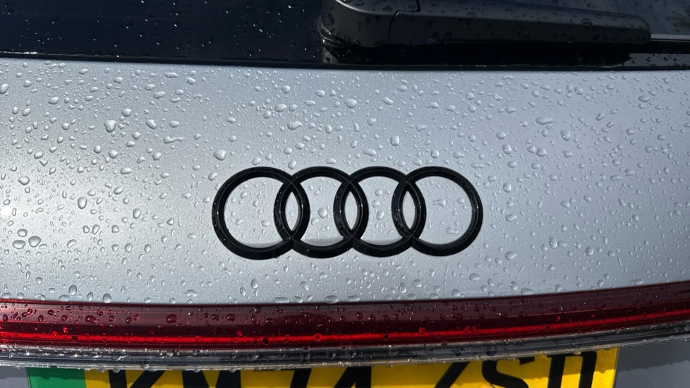 Used Audi Q4 e-tron 2024 for sale - 76168547: Photo 42