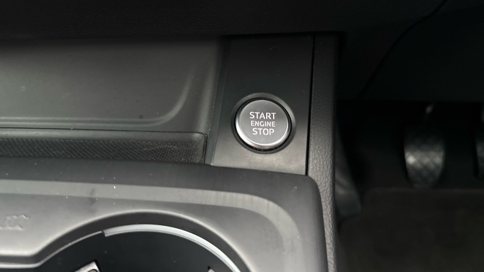 Used Audi A4 2017 for sale - 76589834: Photo 43