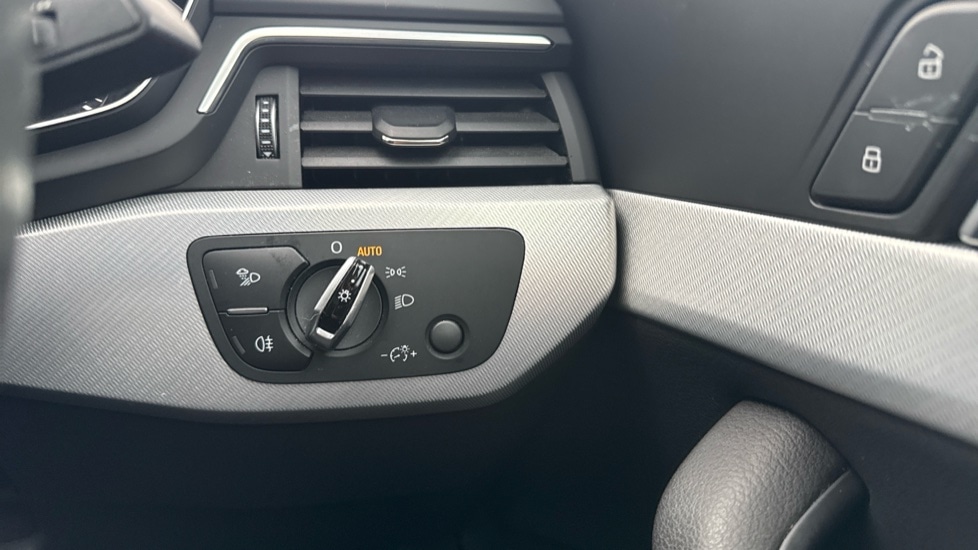 Used Audi A4 2017 for sale - 76589834: Photo 46