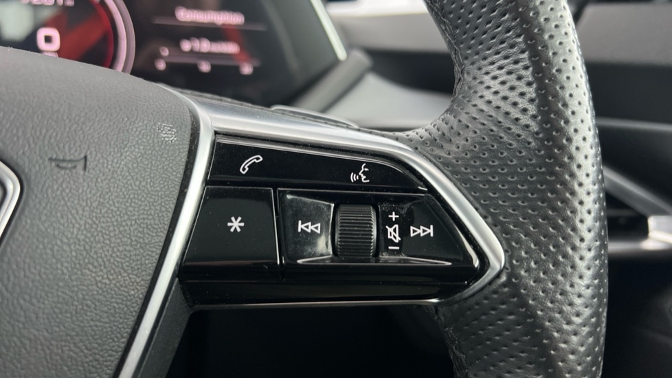 Used Audi e-tron GT 2022 for sale - 76901190: Photo 44